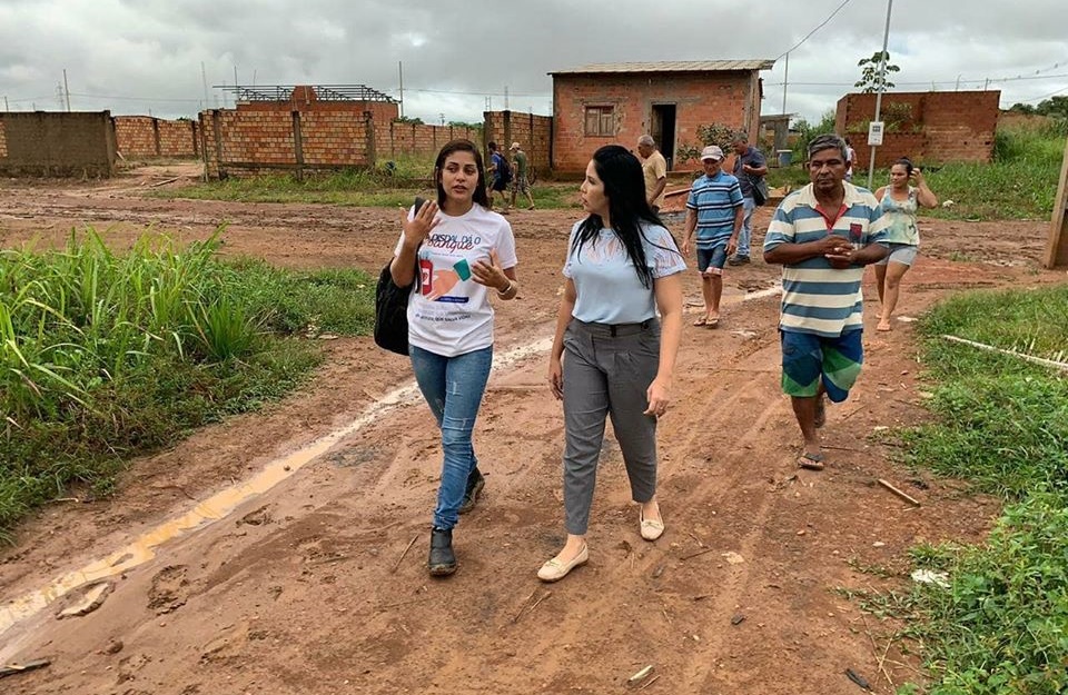 FISCALIZAÇÃO: Cristiane Lopes cobra iluminação e recuperação para as ruas do Planalto II