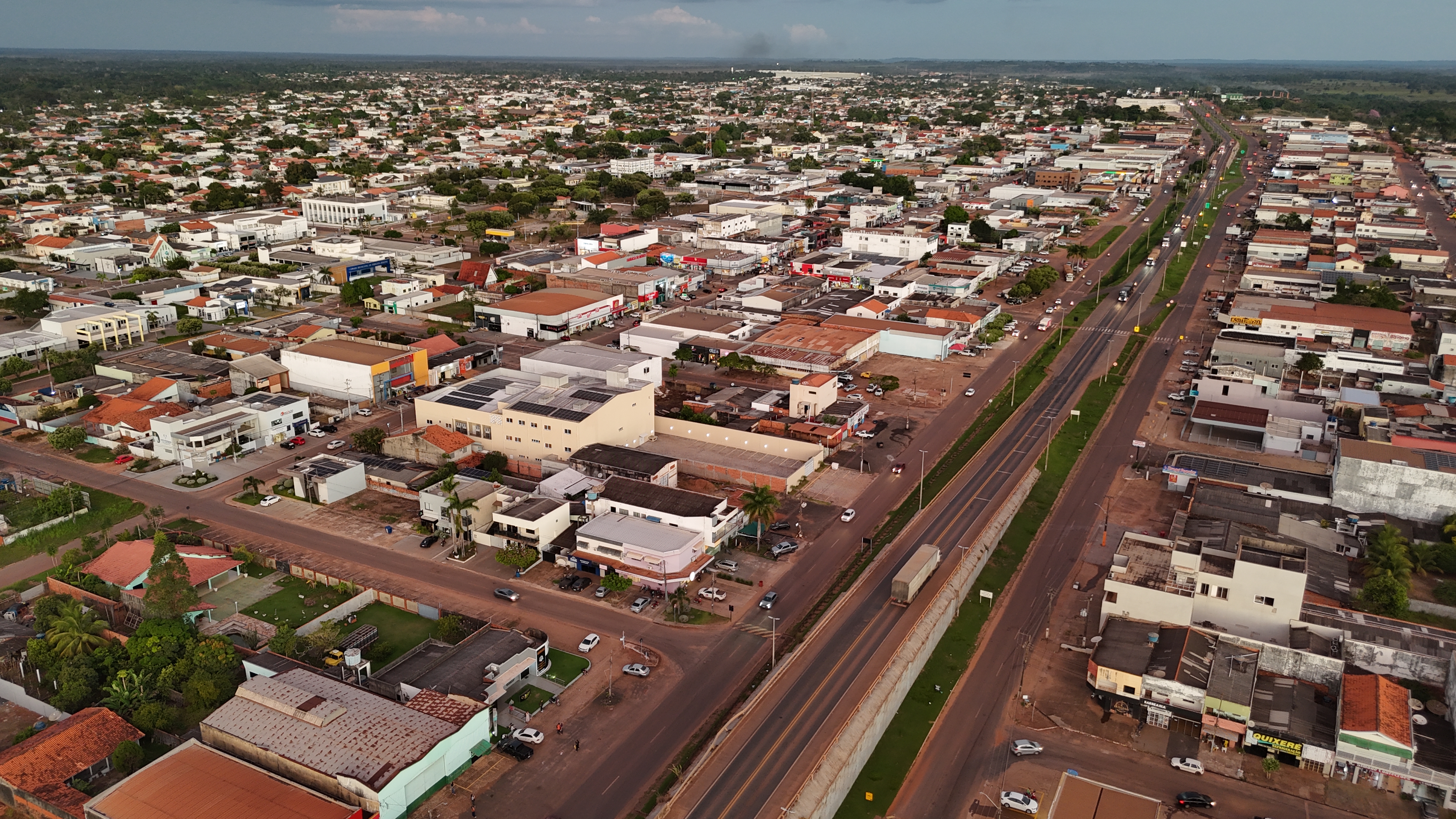 TAISSA SOUSA: Deputada parabeniza Pimenta Bueno pelos seus 48 anos