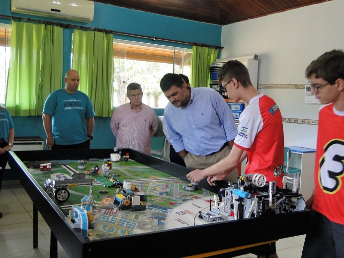 Equipe do Sesi Rondônia participa de torneio de robótica em Curitiba