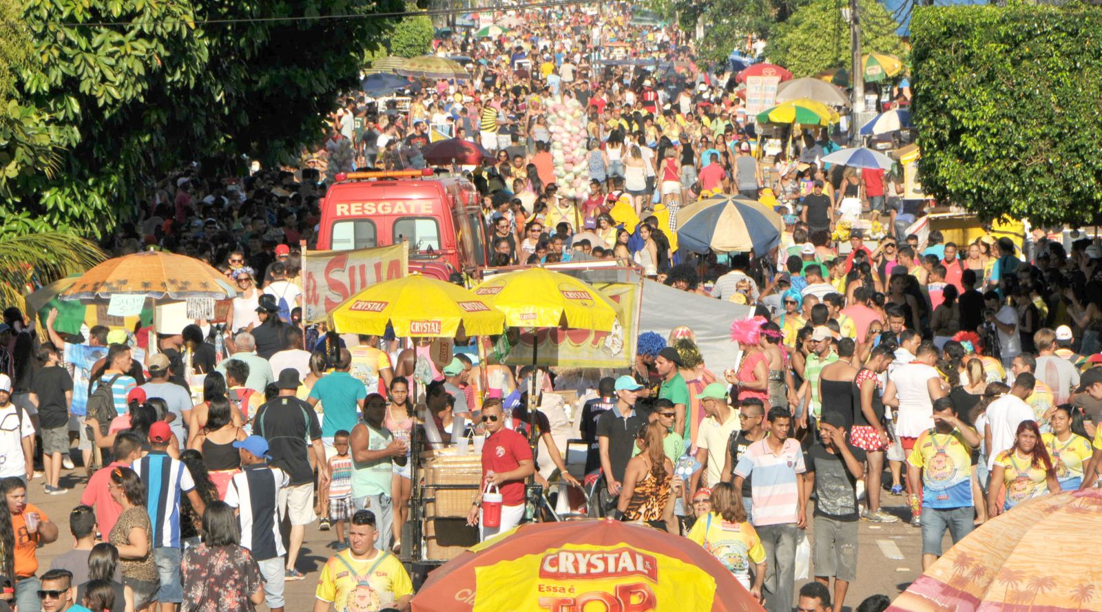 FOLIA: Ambulante precisa solicitar licença para trabalhar no Carnaval