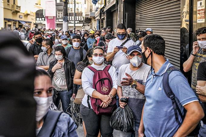 ECONOMIA: Desemprego deve bater recorde no 3º trimestre e atingir 15 milhões