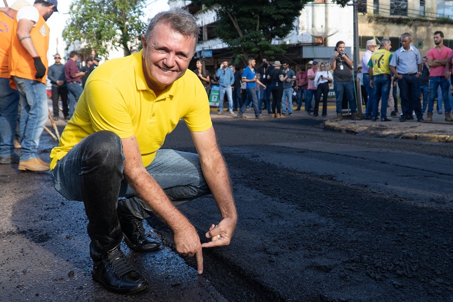 LUIZINHO GOEBEL: Emenda parlamentar vai permitir a recuperação asfáltica de ruas de Vilhena 