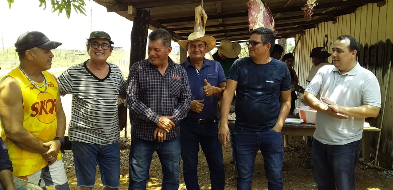 ZONA RURAL: Deputado Edson Martins visita comunidade da linha 03 no assentamento Joana D'Arc