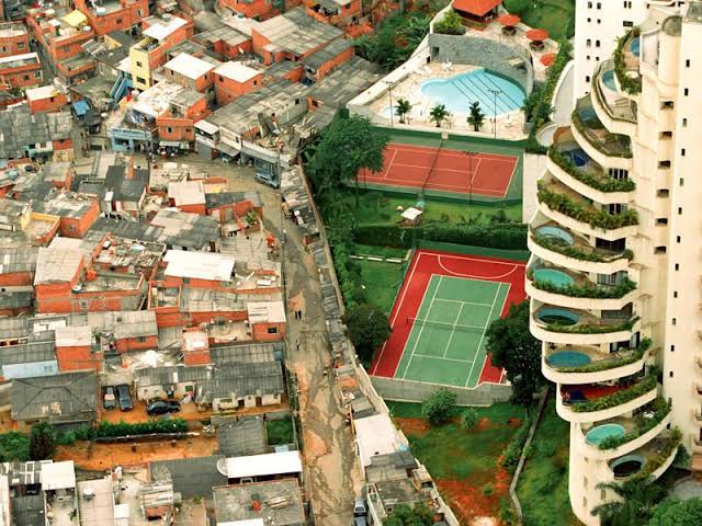 DESIGUALDADE: IBGE aponta que 1% mais rico ganha quase 40 vezes mais do que 40% mais pobres