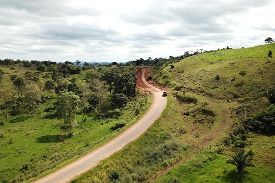 CLÁUDIA DE JESUS: Deputada solicita recuperação da RO-010 entre Tarilândia e Mirante da Serra