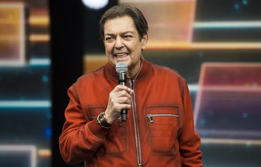 ACORDO MÚTUO: Faustão encerra contrato com a Band após um ano e meio de programa diário