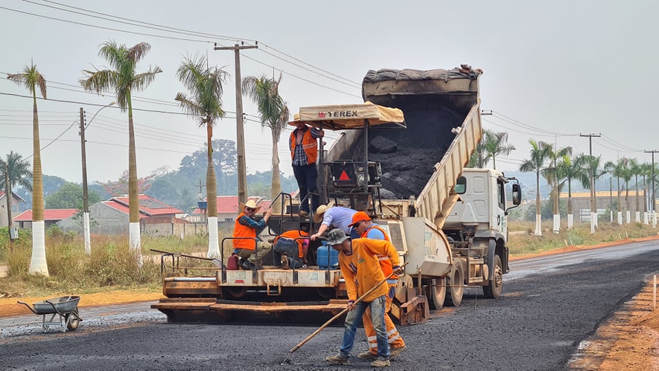 INFRAESTRUTURA:  Pavimentação asfáltica no perímetro urbano da RO-133 são concluídos 