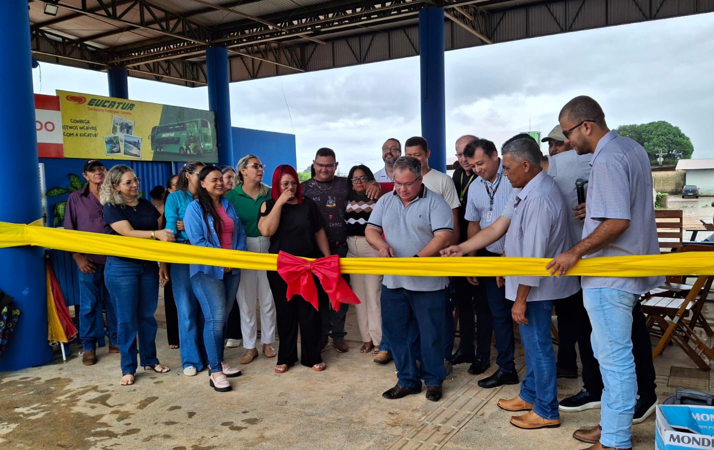 TAISSA SOUSA: Deputada participa da inauguração do Terminal Rodoviário de Itapuã do Oeste