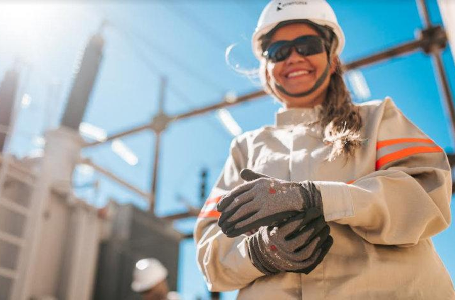 ATENDIMENTO: Energisa conta com centenas de eletricistas atuando em Rondônia