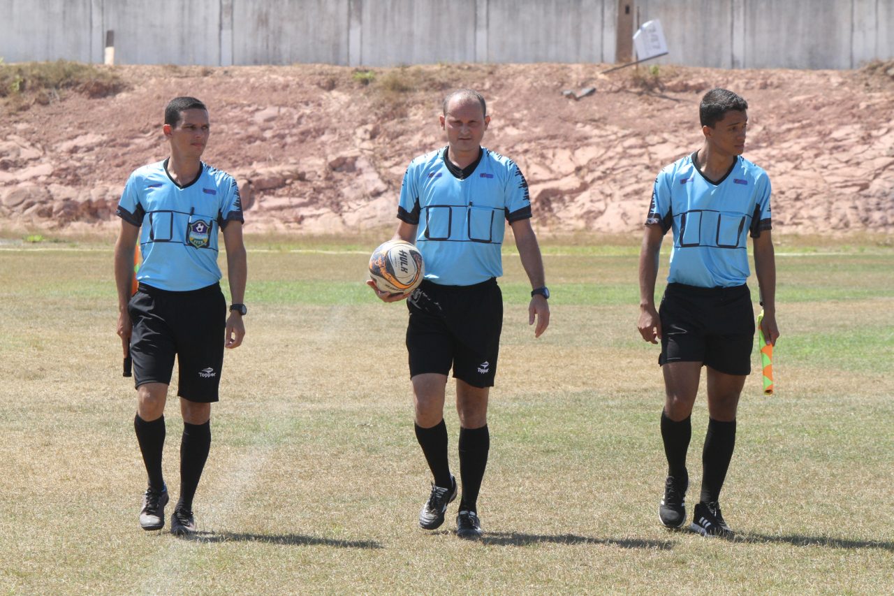 DESTAQUE ESPORTIVO: Melhores técnicos e árbitros do ano serão reconhecidos em premiação