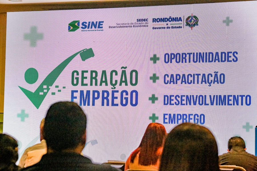 GERAÇÃO EMPREGO: Mais de 2,3 mil vagas de emprego e cursos gratuitos estão abertos à população