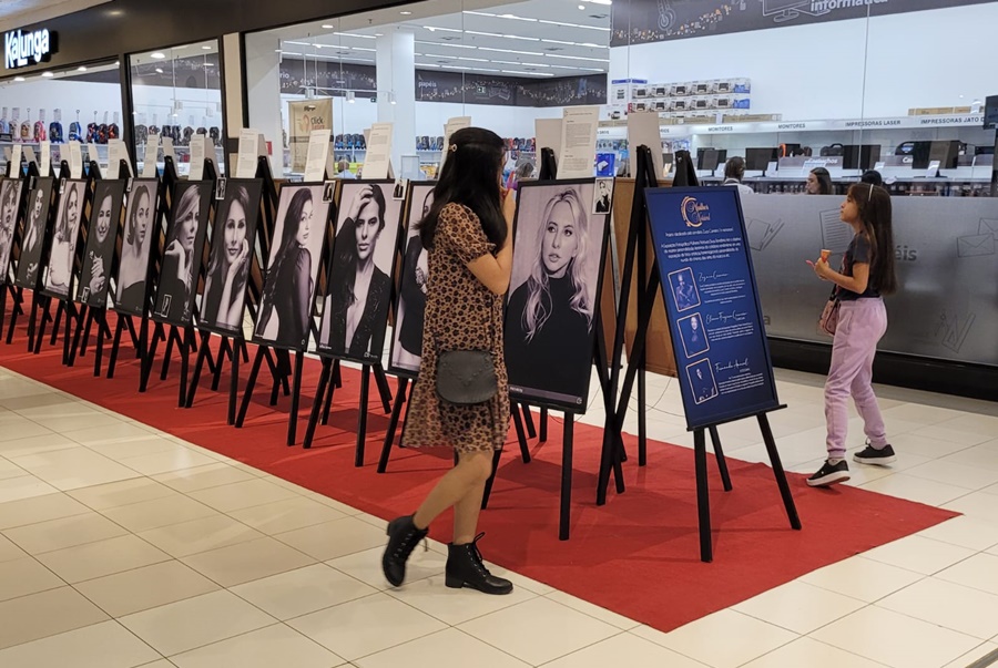 'MULHER NOTÁVEL': Ieda Chaves convida a população para visitar exposição fotográfica