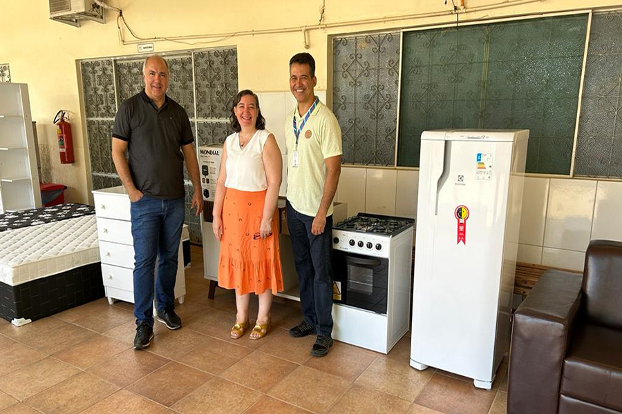 BOA AÇÃO: MP entrega móveis doados no Projeto 'Nem Tão Doce lar' para Casa Família Rosetta