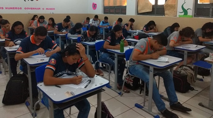 INTENSIVO: Kits de preparação para o Enem serão disponibilizados aos alunos da rede pública