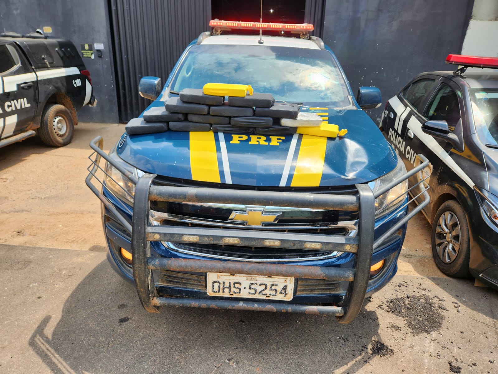 TRÁFICO: Homem é preso na capital levando 14 quilos de cocaína para o Distrito Federal 