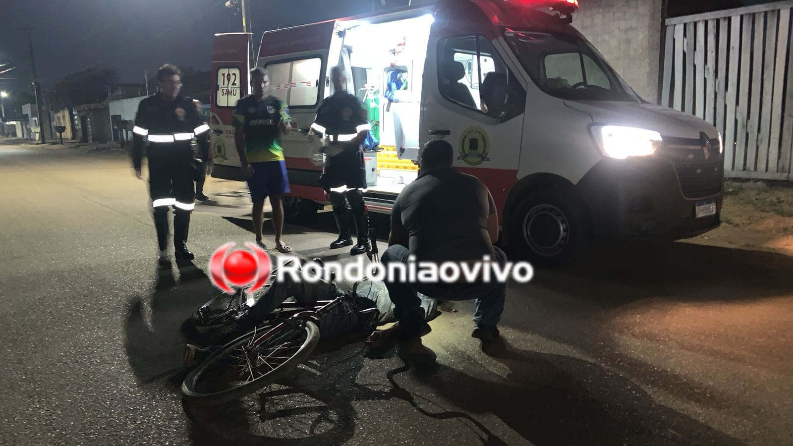 URGENTE: Motociclista foge após atropelar e deixar ciclista gravemente ferido 