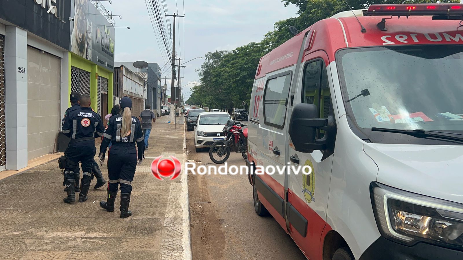 VÍDEO: Trabalhador morre após cair do telhado de empresa