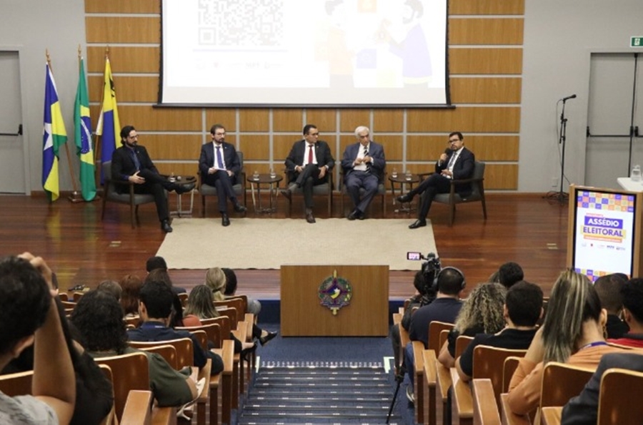 ELEIÇÕES 2024: MPRO participa de evento no TCE sobre assédio eleitoral