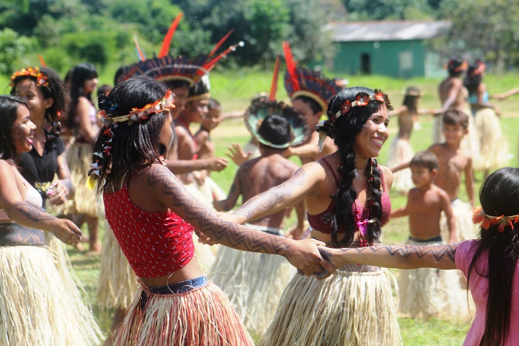 T.I. KAXARARI: Povo da floresta realiza evento cultural e esportivo em Extrema