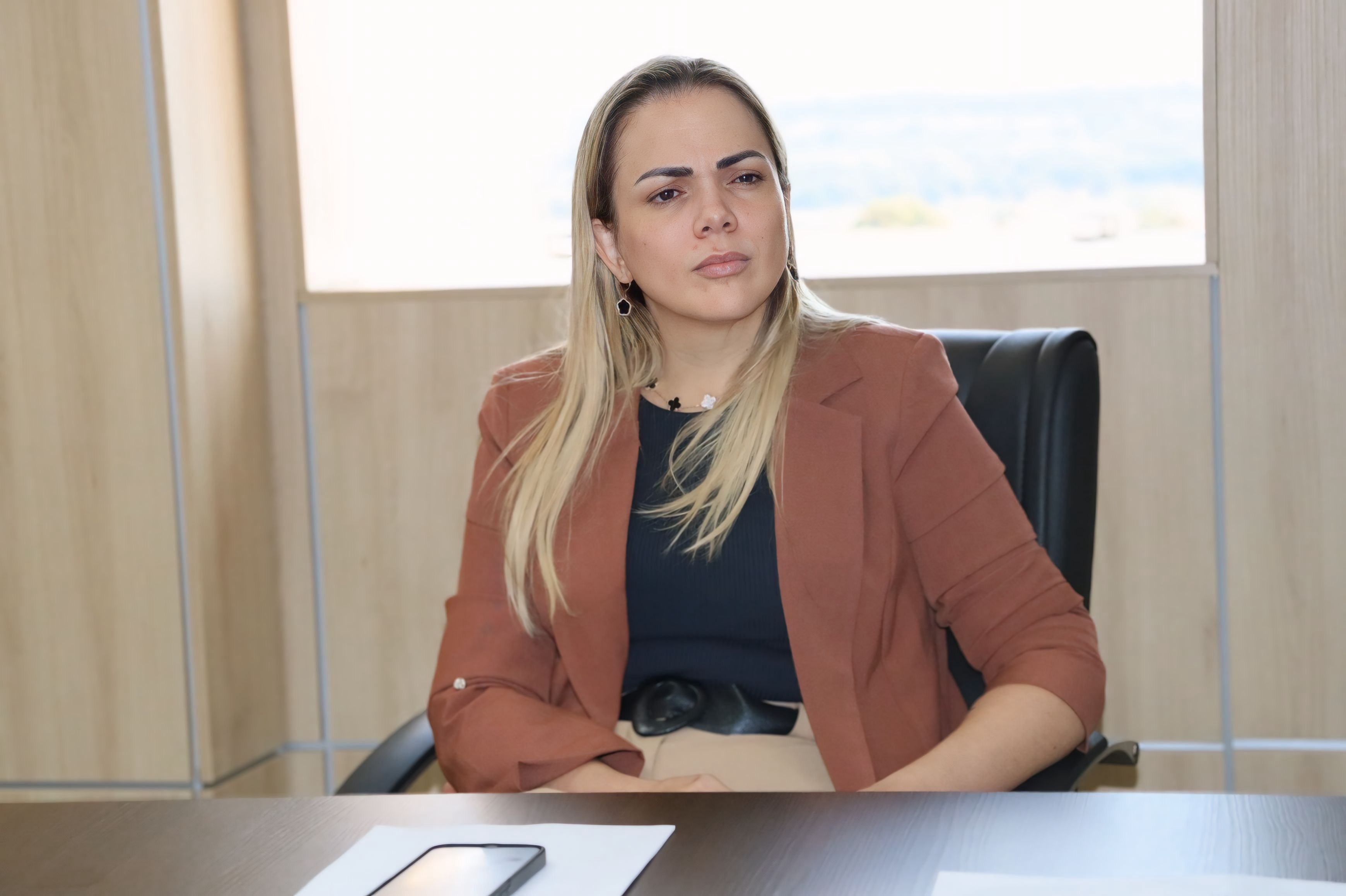 CLÁUDIA DE JESUS: Deputada cobra ações para tirar do papel o Programa Jovem Empreendedor Rural