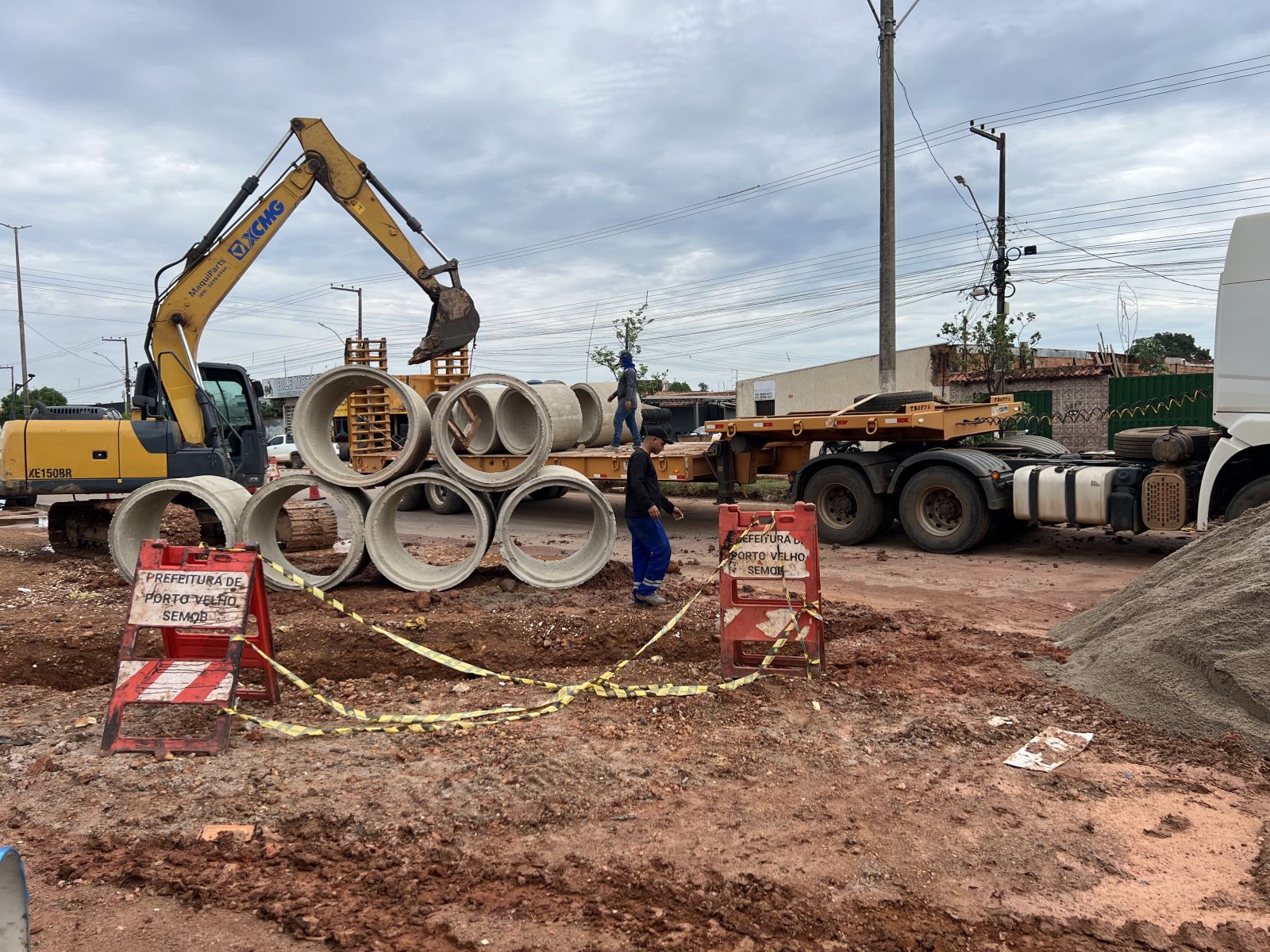 INFRAESTRUTURA URBANA: Ação rápida na avenida Rio de Janeiro solucionou problemas de décadas