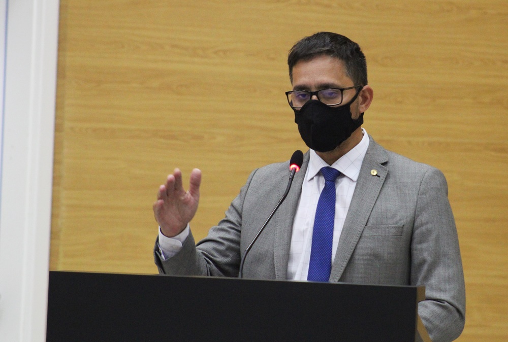 DEPUTADO: Anderson destaca obra e cobra Sesau por atendimento adequado