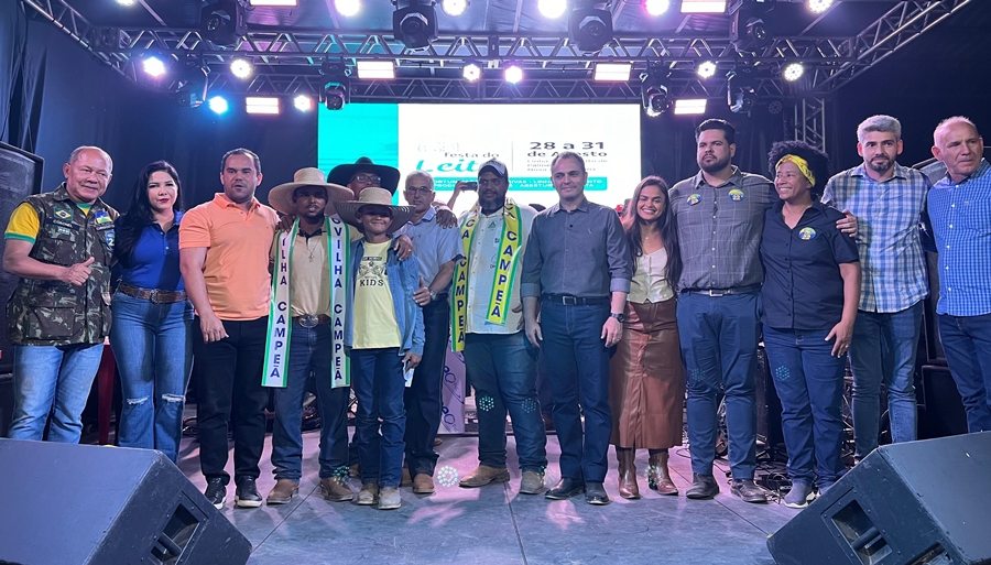 TAISSA SOUSA: Deputada participa da 6ª edição da Festa do Leite no distrito de Palmeiras