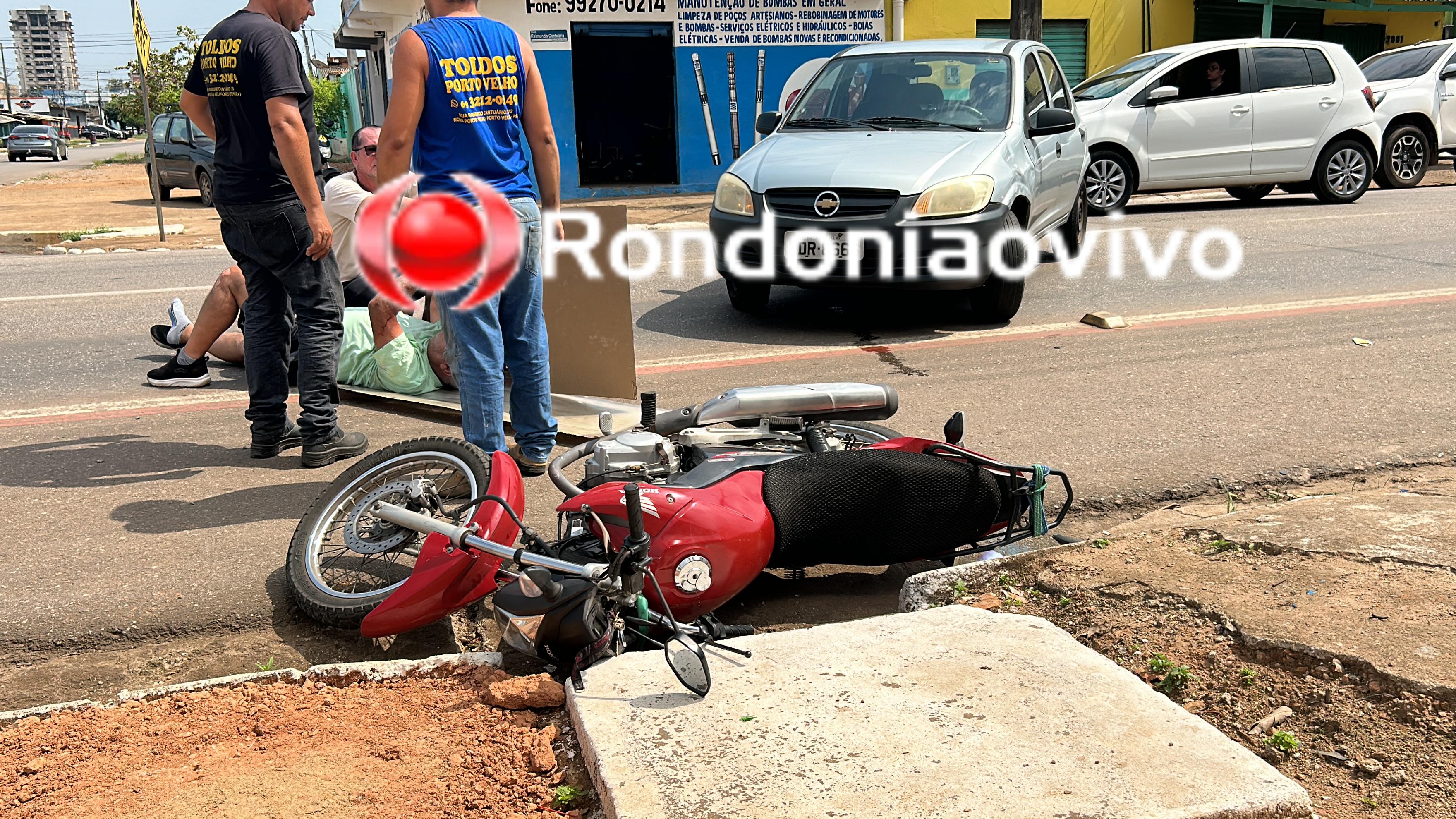 URGENTE: Forte colisão envolvendo carro e moto deixa homem lesionado