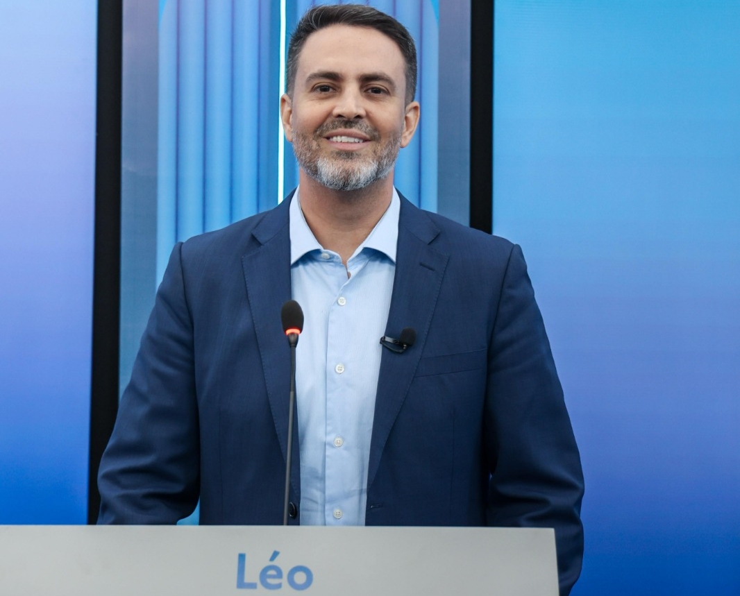 ELEIÇÕES 2024: Léo apresenta propostas em último debate na TV antes do 1º turno