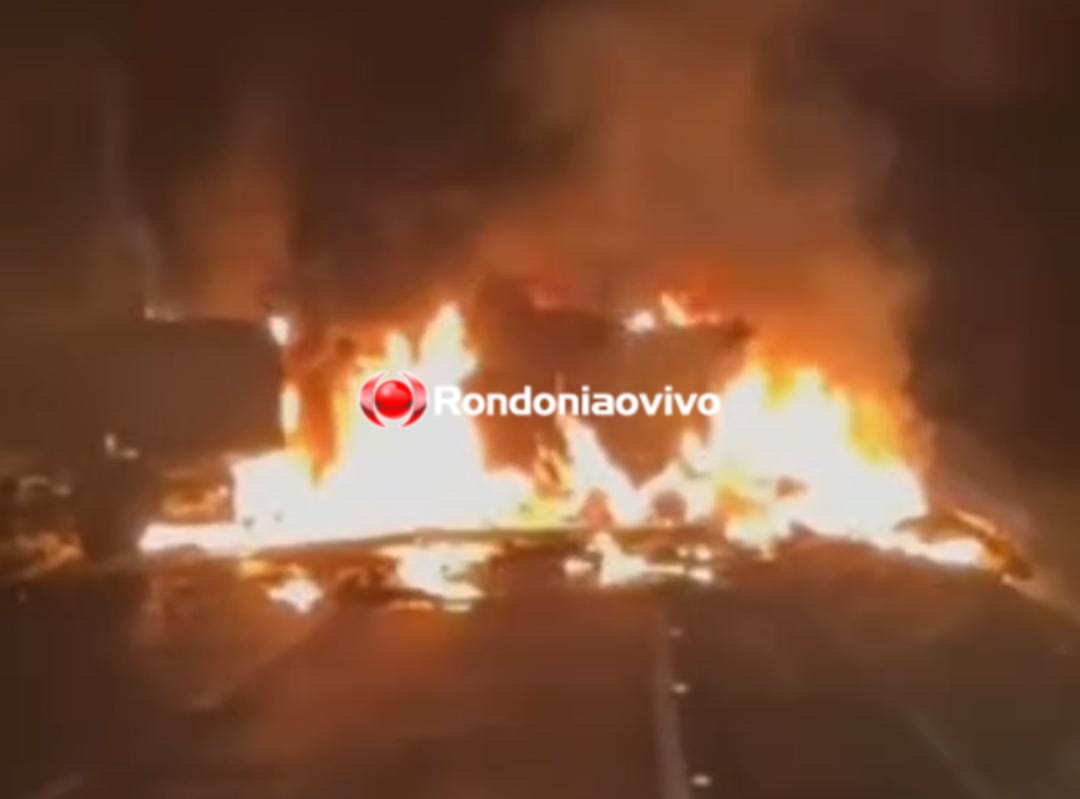 VÍDEO: Caminhão pega fogo e motorista morre carbonizado após acidente na BR-364