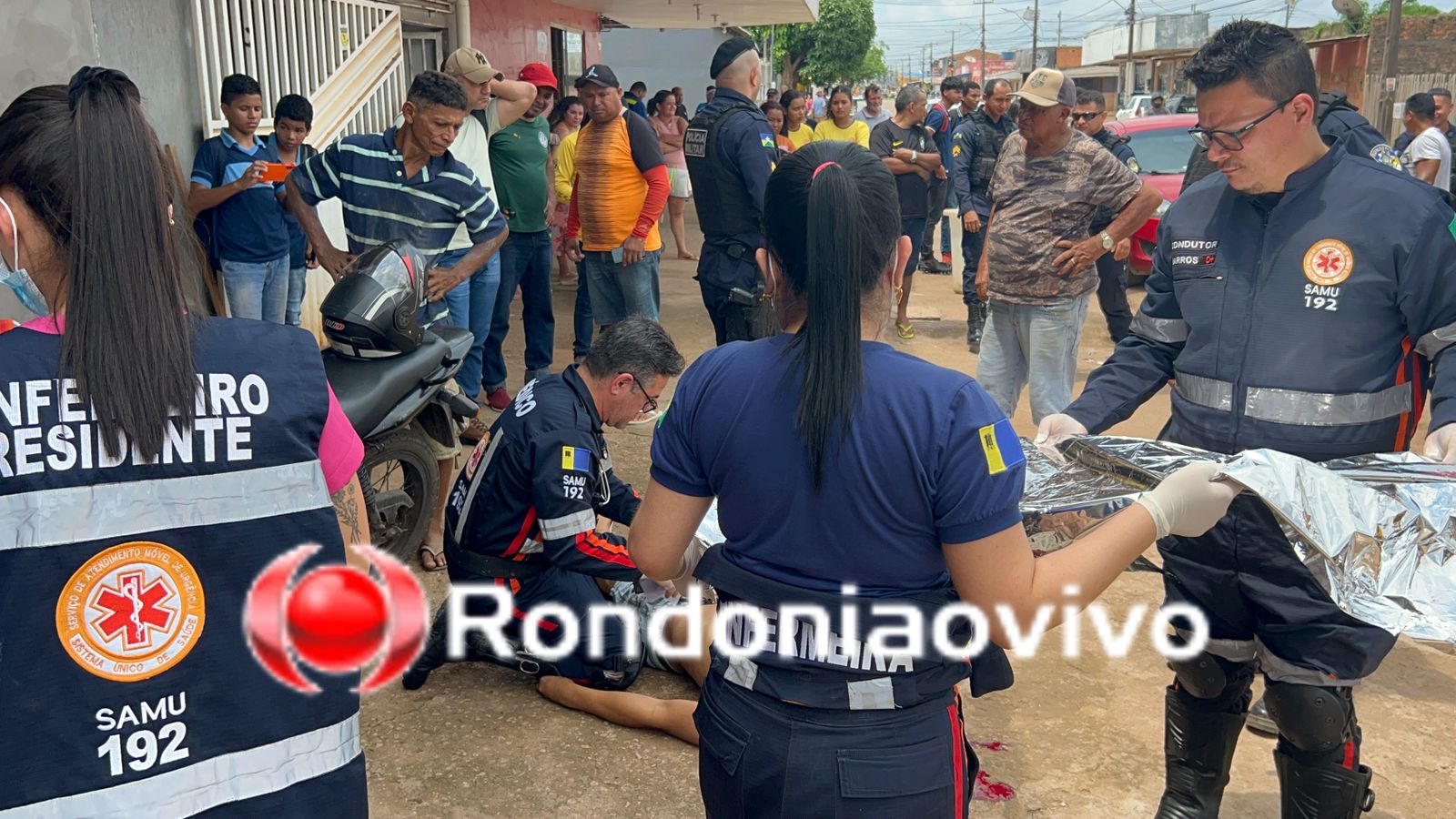 VÍDEO: Jovem é executado a tiros na frente de barbearia