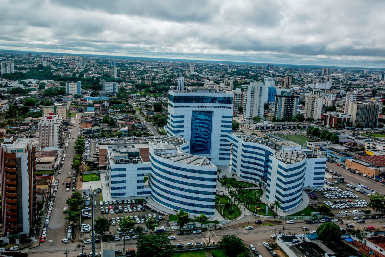 ALAN QUEIROZ: Estudos para estacionamento oblíquo aos arredores do CPA são solicitados