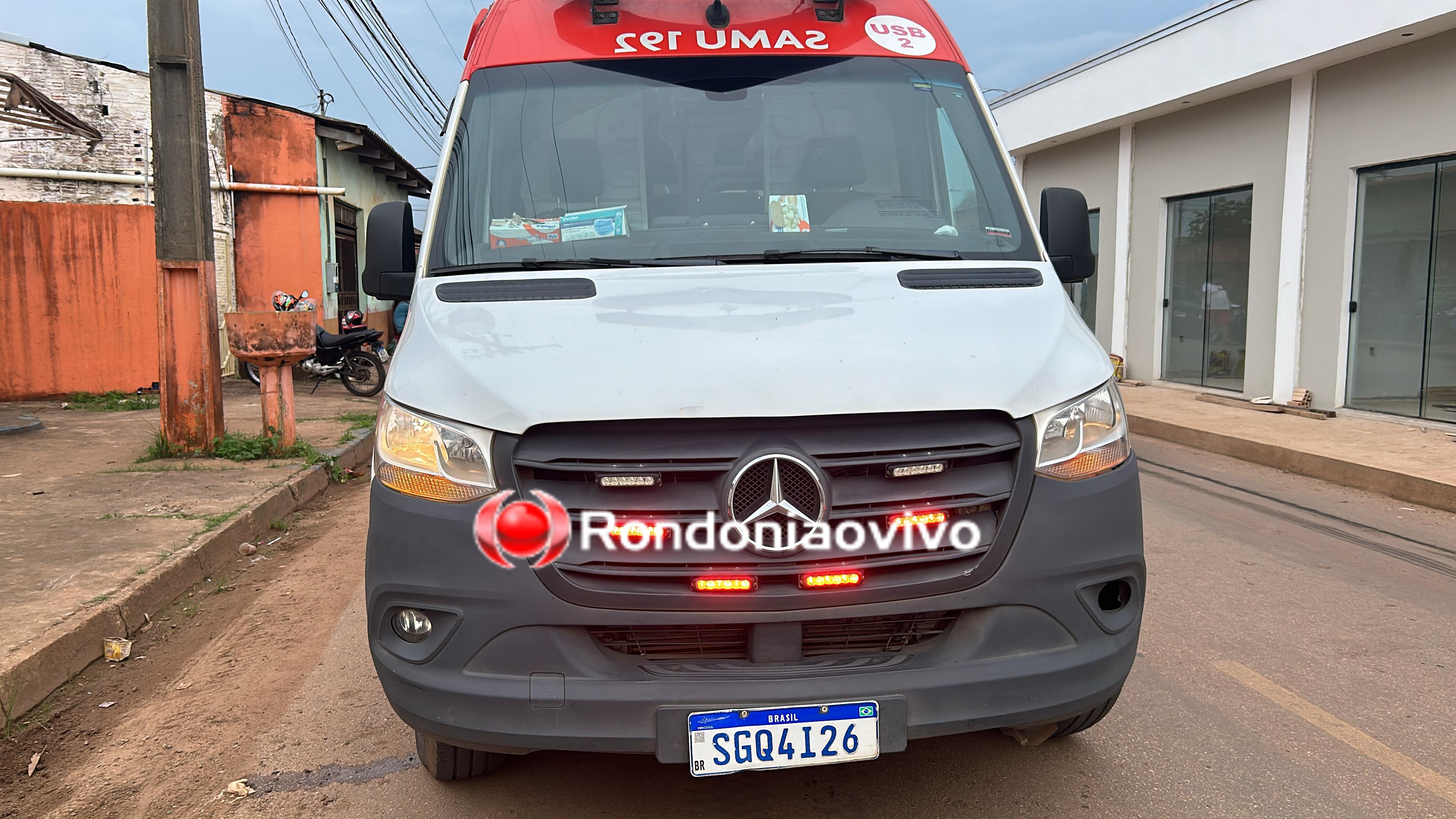 ASSISTA: Motociclista bate na traseira de caminhão no bairro Aponiã