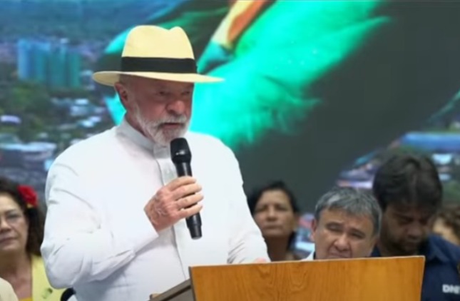 AO VIVO: Comitiva do presidente Lula chega em Porto Velho para anunciar pacotão de obras