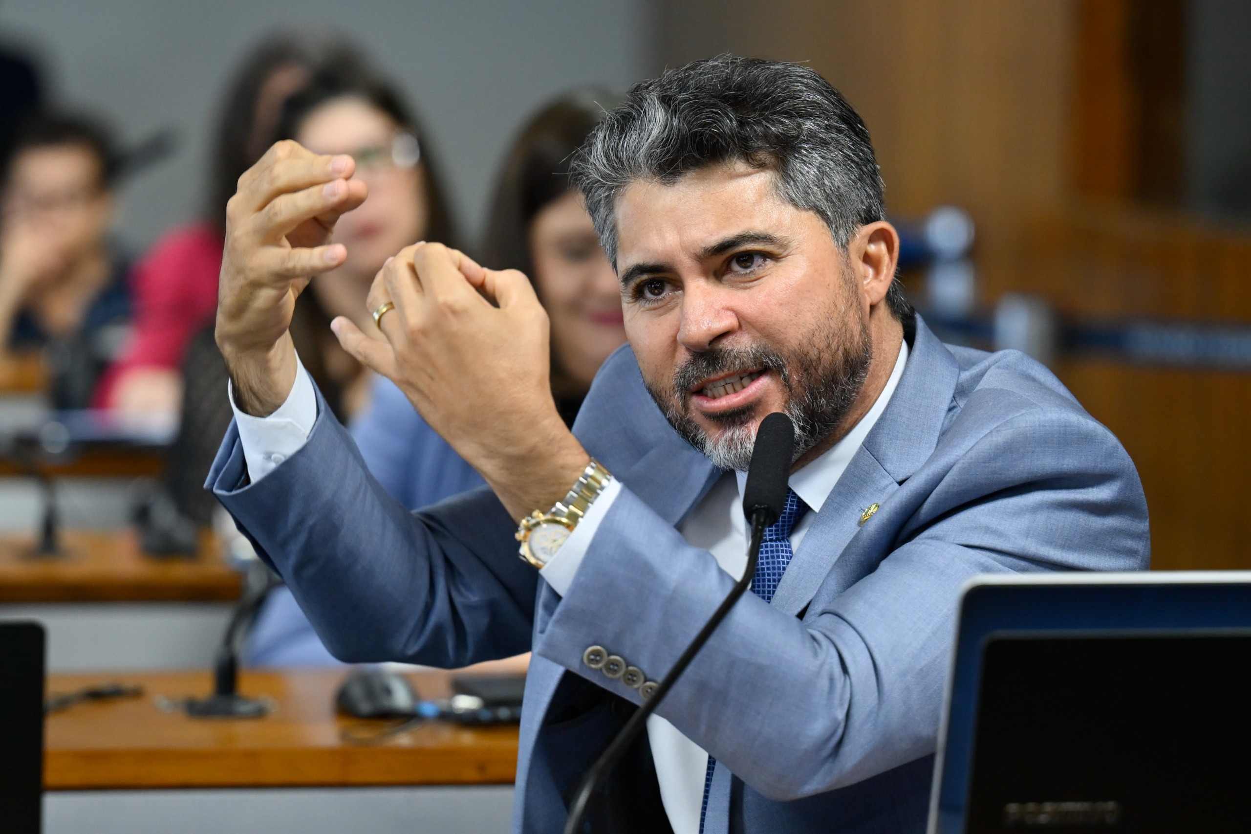 MARCOS ROGÉRIO: Gov. Fed. vai prestar esclarecimentos sobre remoções em Alvorada d’Oeste