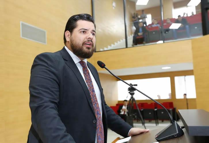 MUNICÍPIO DE RONDÔNIA: Jean Oliveira parabeniza Alta Floresta D’Oeste pelo seu 34º aniversário