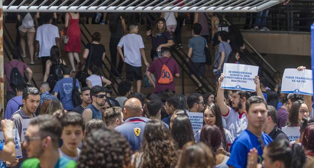 EDUCAÇÃO: Notas de quatro das cinco áreas avaliadas pelo Enem diminuíram