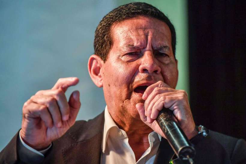 MOURÃO: Lorenzoni terá de deixar futuro governo se for comprovada 'ilicitude'