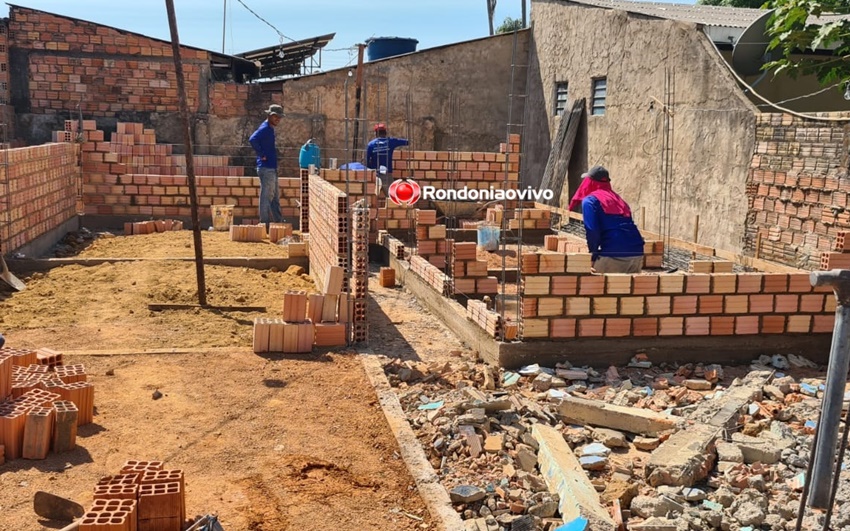 SOLIDARIEDADE: Família que teve casa incendiada recebe ajuda e começa reconstruir residência