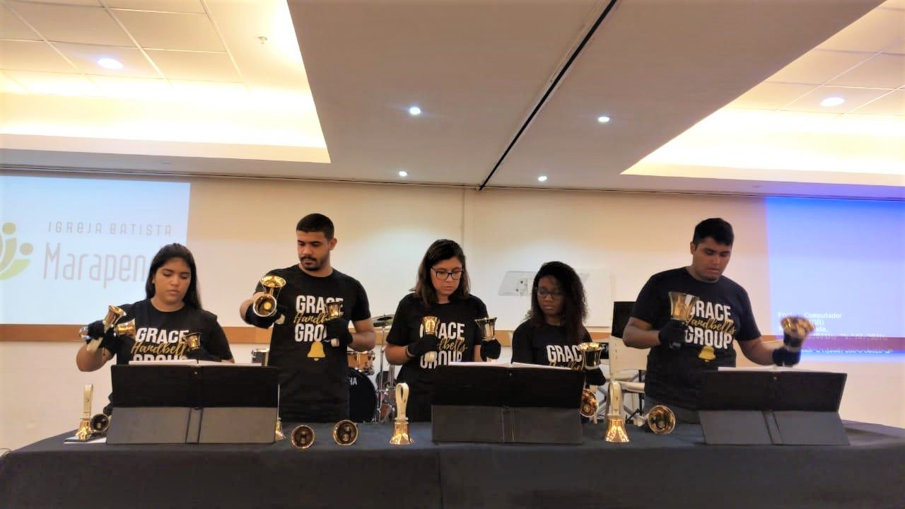 SINOS E ORQUESTRA: Com apoio de músicos americanos, Grace Handbells Group se apresenta em Porto Velho