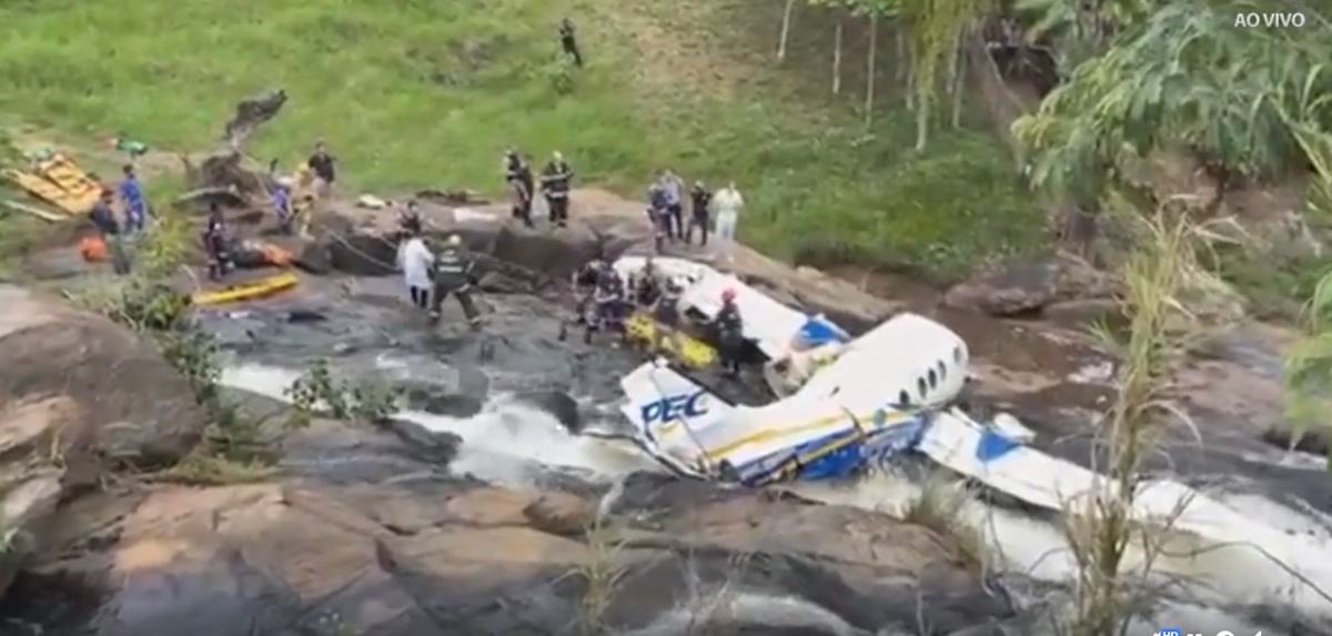 VÍDEO: Veja todo o resgate do avião da cantora Marília Mendonça