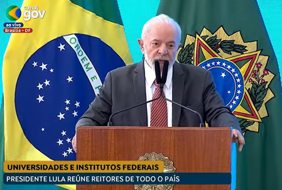 PARALISAÇÃO: ‘Quem está perdendo é o Brasil e os estudantes’, diz Lula sobre greve na educação