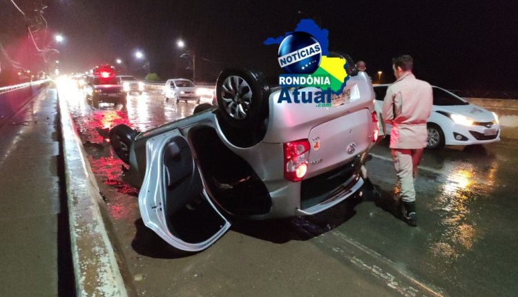 COLISÃO: Motorista provoca capotamento na ponte do Rio Machado, e tenta fugir correndo a pé