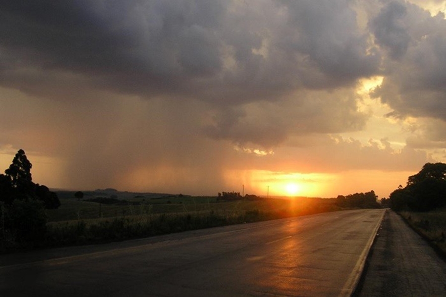 MAIS OU MENOS: Rondônia terá sol, chuva e calor nesta quarta (16), segundo Sipam