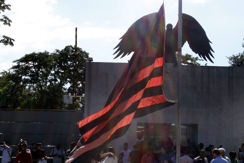 CLUBE: Flamengo fecha acordo com vítima do incêndio no Ninho do Urubu