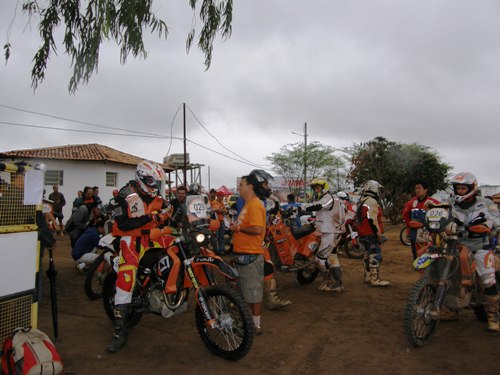 SERTÕES -  Da Bahia ao Sergipe  embaixo de muita chuva 