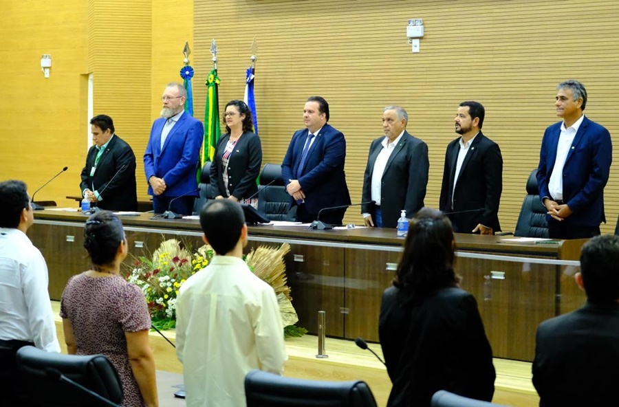 LUÍS DO HOSPITAL: Deputado propõe cerimônia para homenagear cacauicultores e a Embrapa/RO