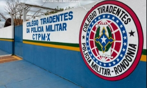 CÍVICO MILITAR: Professor do Colégio Tiradentes é acusado de fazer falso vídeo íntimo de aluna