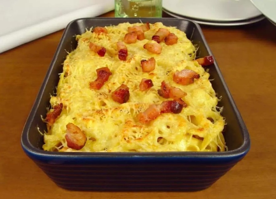 ALMOÇO: Receita de talharim à carbonara para fazer em apenas 30 minutos