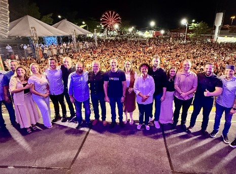 SÍLVIA CRISTINA: Deputada prestigia festividades em comemoração aos 48 anos de Ji-Paraná